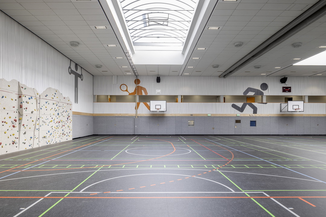 Dreifachsporthalle, Selters